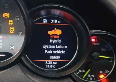 Hybrid Porsche Cayenne Won’t Charge