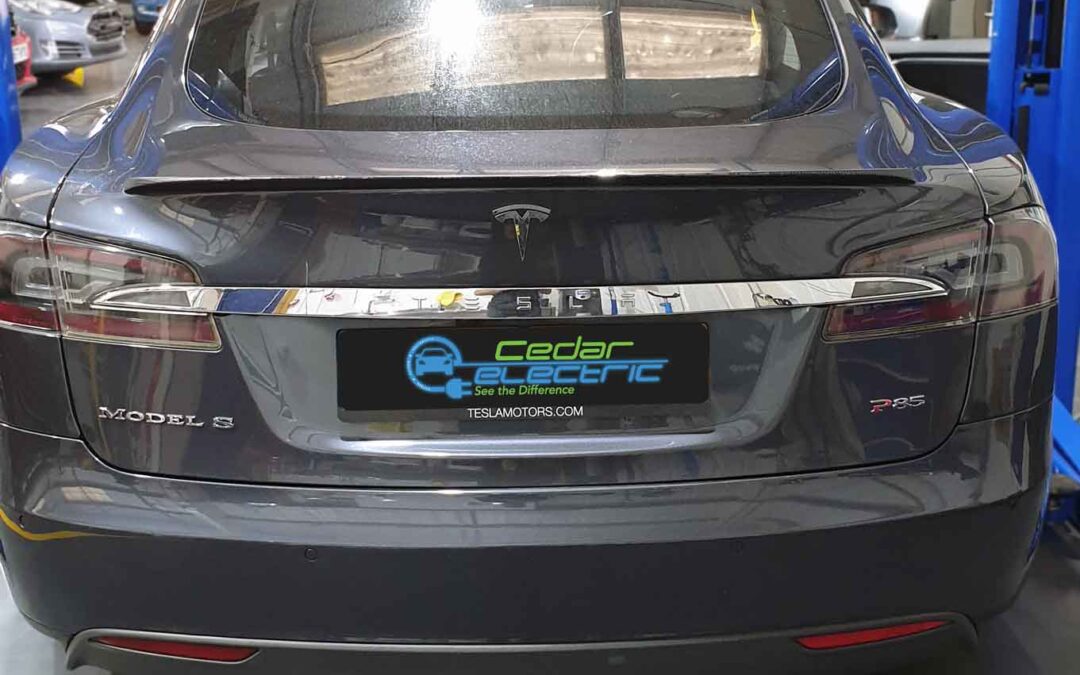 Blank Screen on Tesla Model S (Media Control Unit)