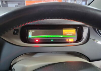 Renault Zoe Battery Charging Impossible Warning on Dashboard