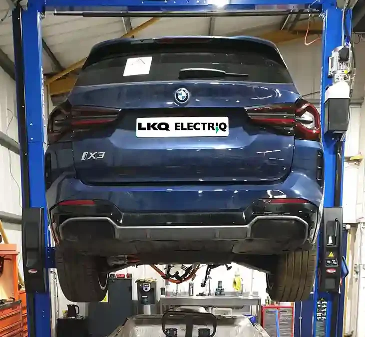 BMW IX3 Pyrotechnic Fuse Replacement