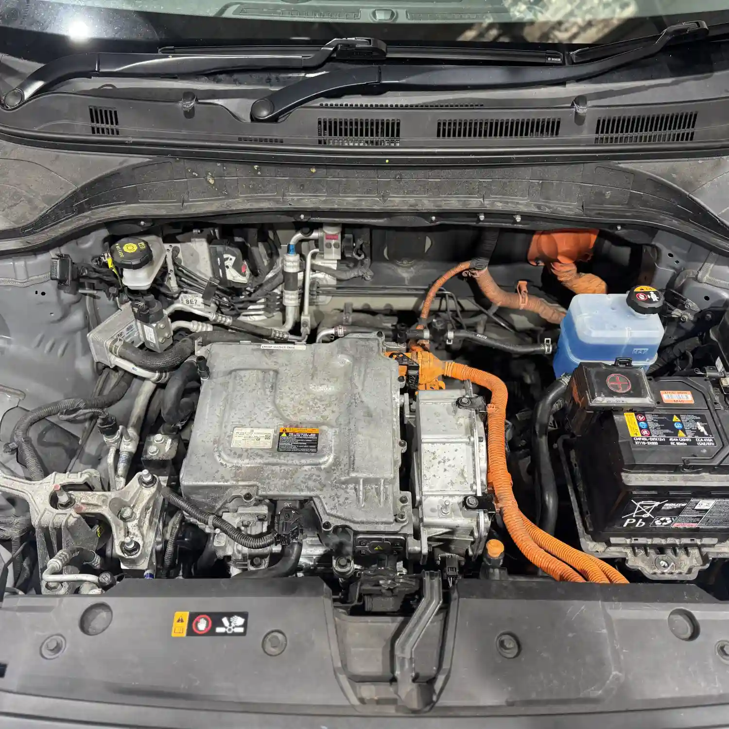 BMW i8 component 2