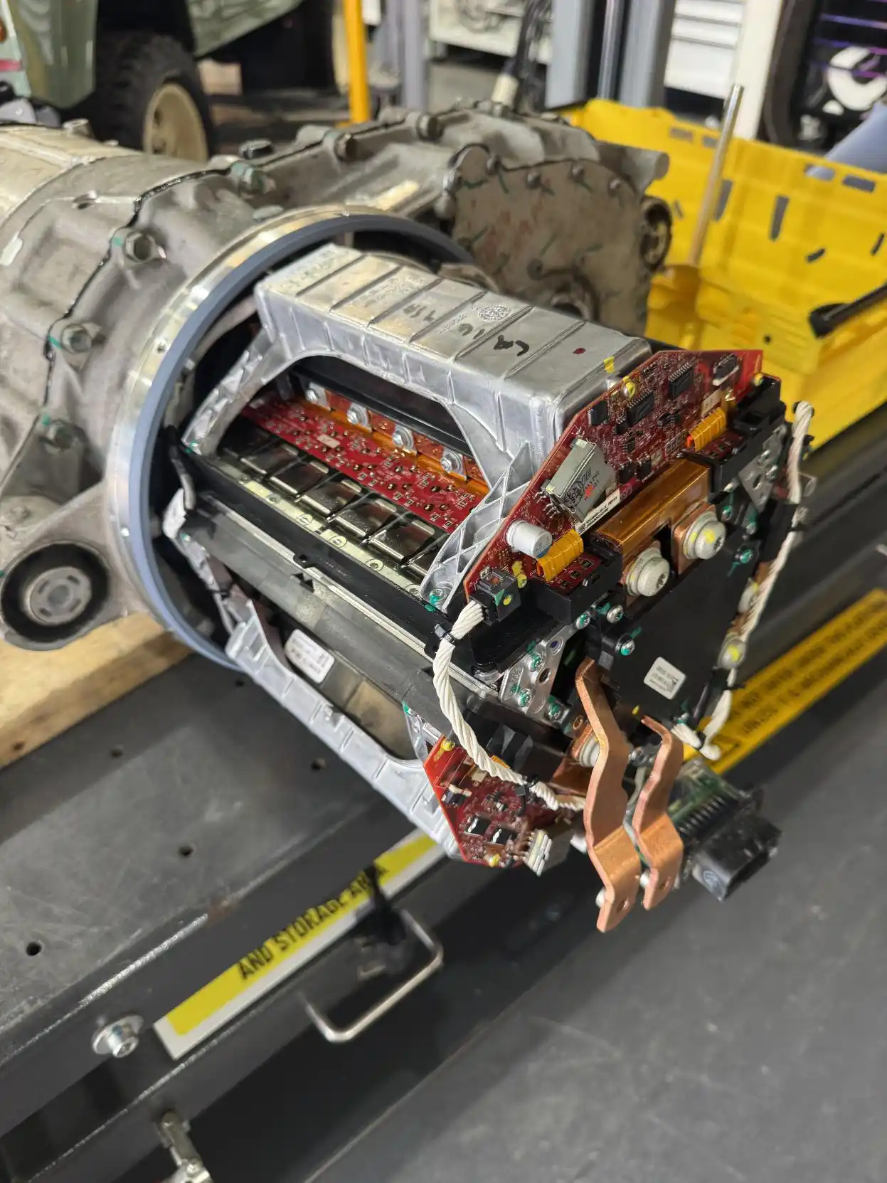 BMW i8 component 2