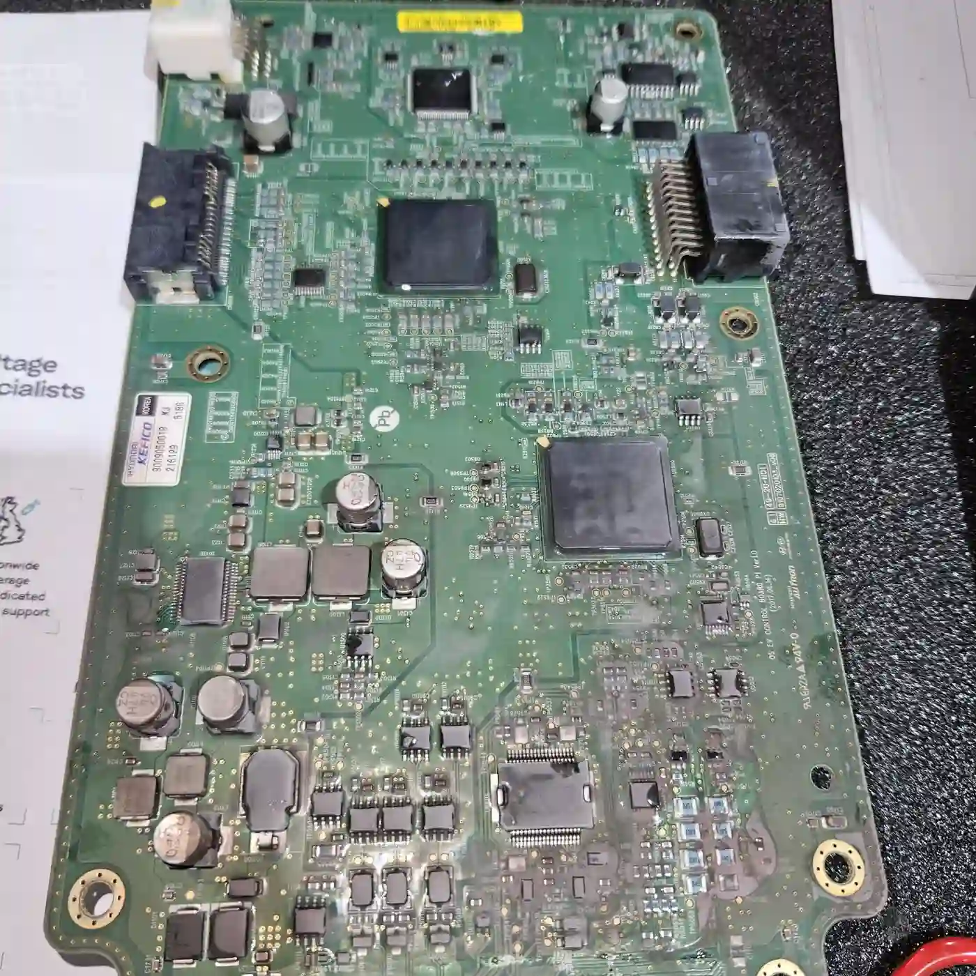 BMW i8 component 1